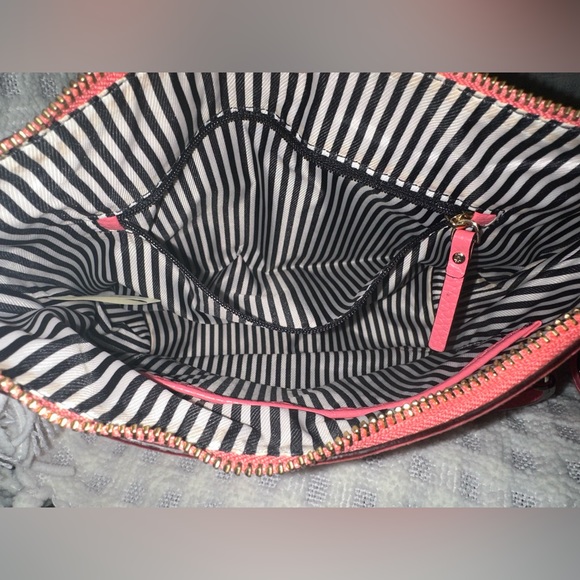 Kate Spade Crossbody Bag - Gently Used - Picture 7 of 7